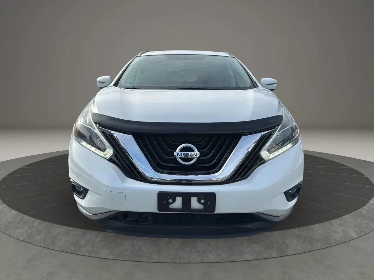 Used 2018 Nissan Murano SV image 2