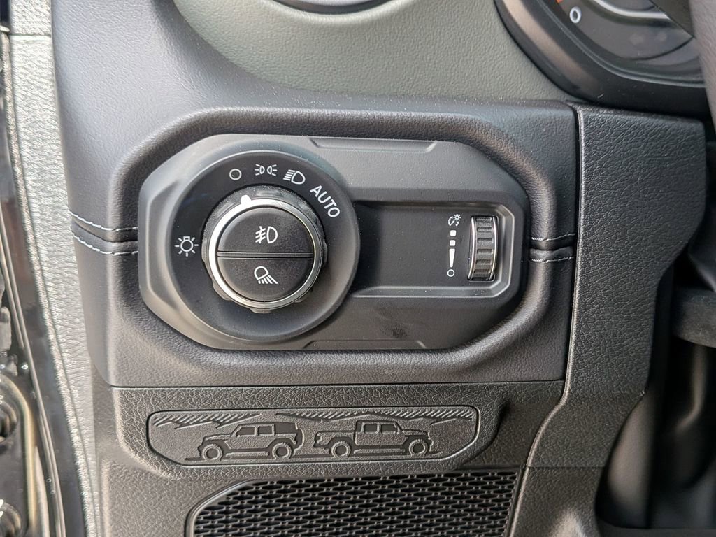 New 2026 Jeep Gladiator Mojave AWD/4WD image 19