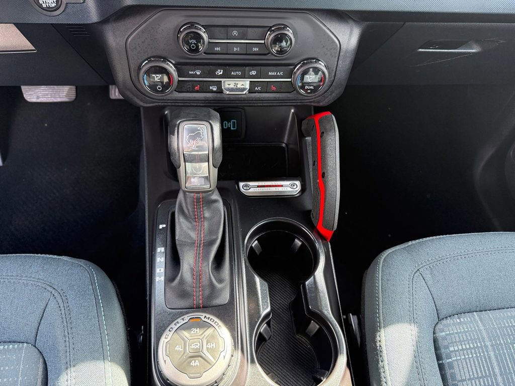 Used 2024 Ford Bronco Heritage Edition AWD/4WD image 24