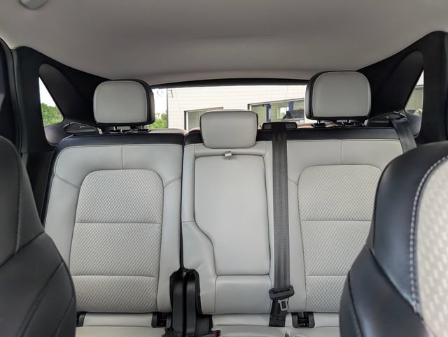 Used 2023 Ford Escape SE FWD image 18