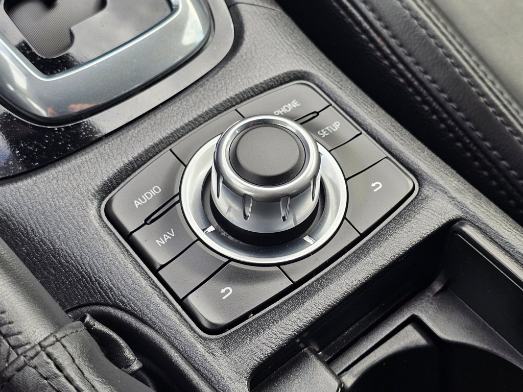 Used 2014 MAZDA MAZDA6 Touring w/ Touring Technology Package image 14