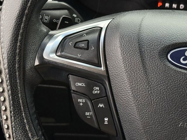 Used 2019 Ford Edge SEL w/ Equipment Group 201A AWD/4WD image 12