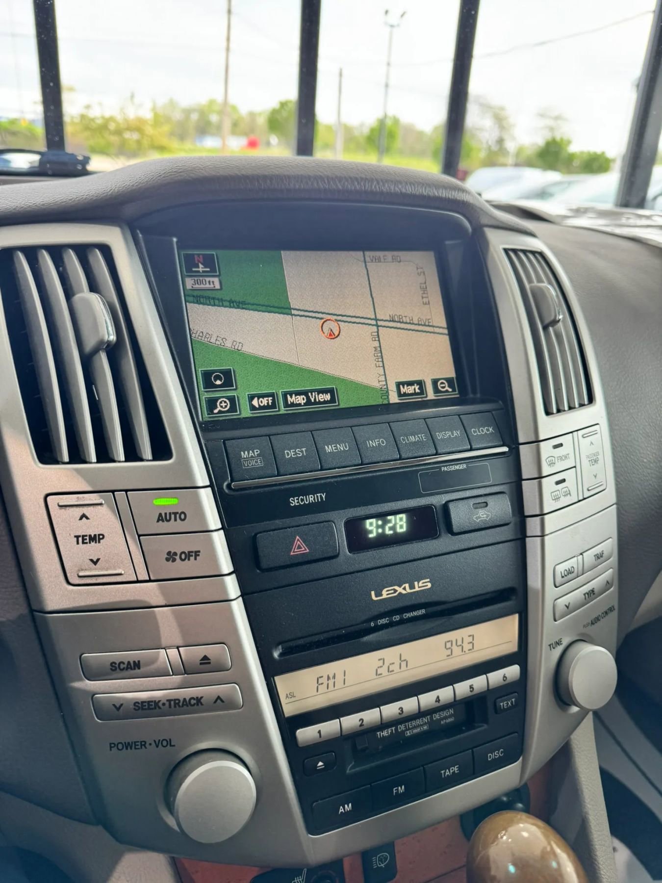 Used 2005 Lexus RX 330 AWD image 26