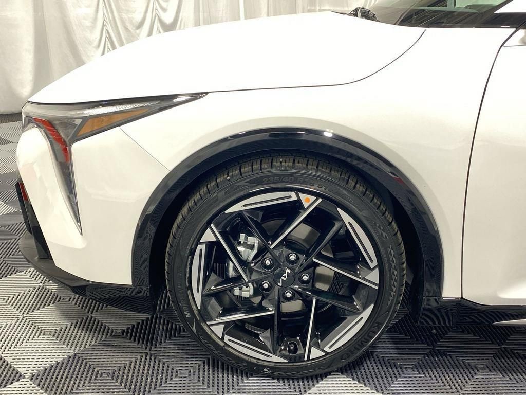 New 2026 Kia K4 GT-Line image 16