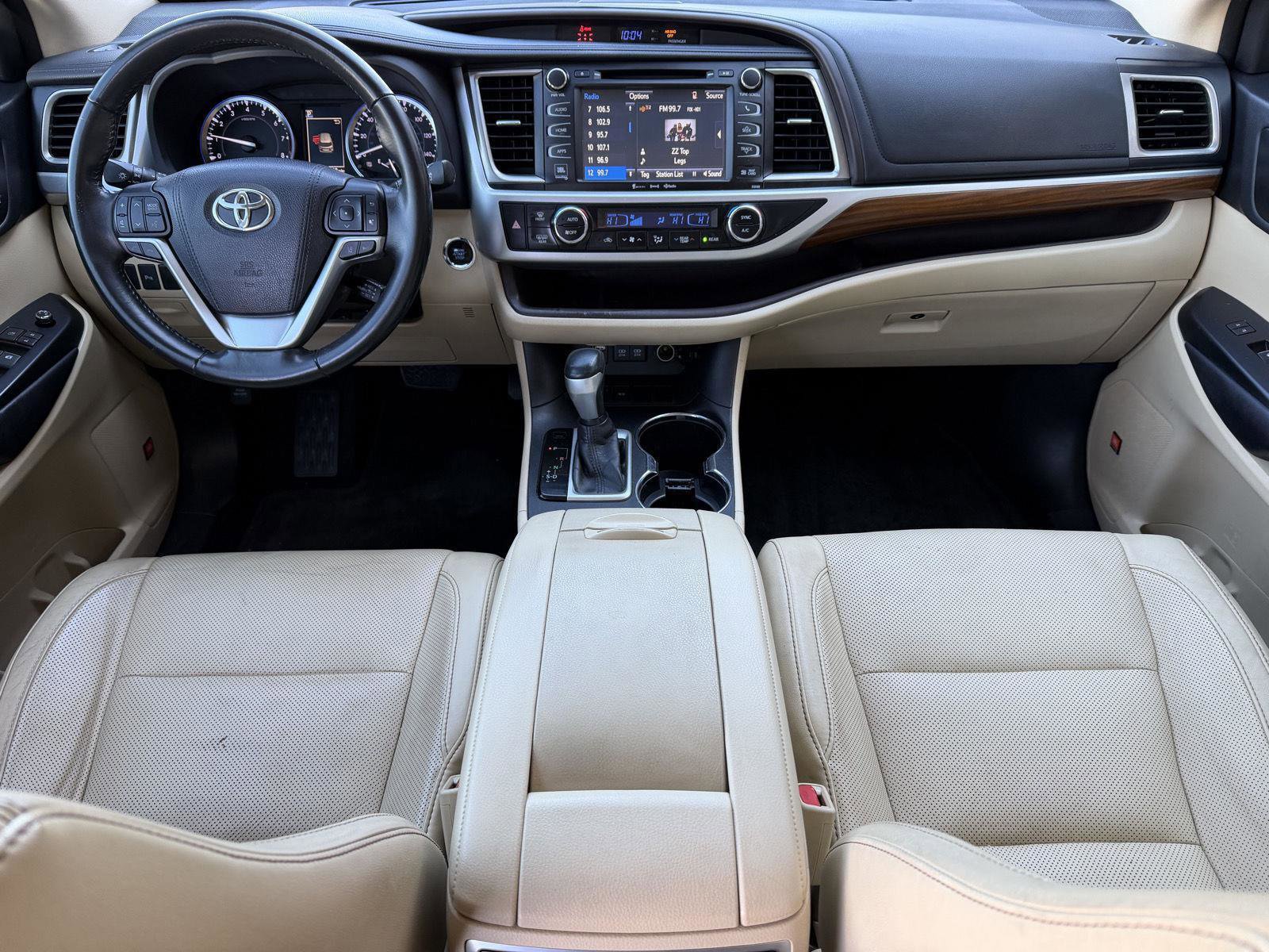 Used 2017 Toyota Highlander Limited image 7