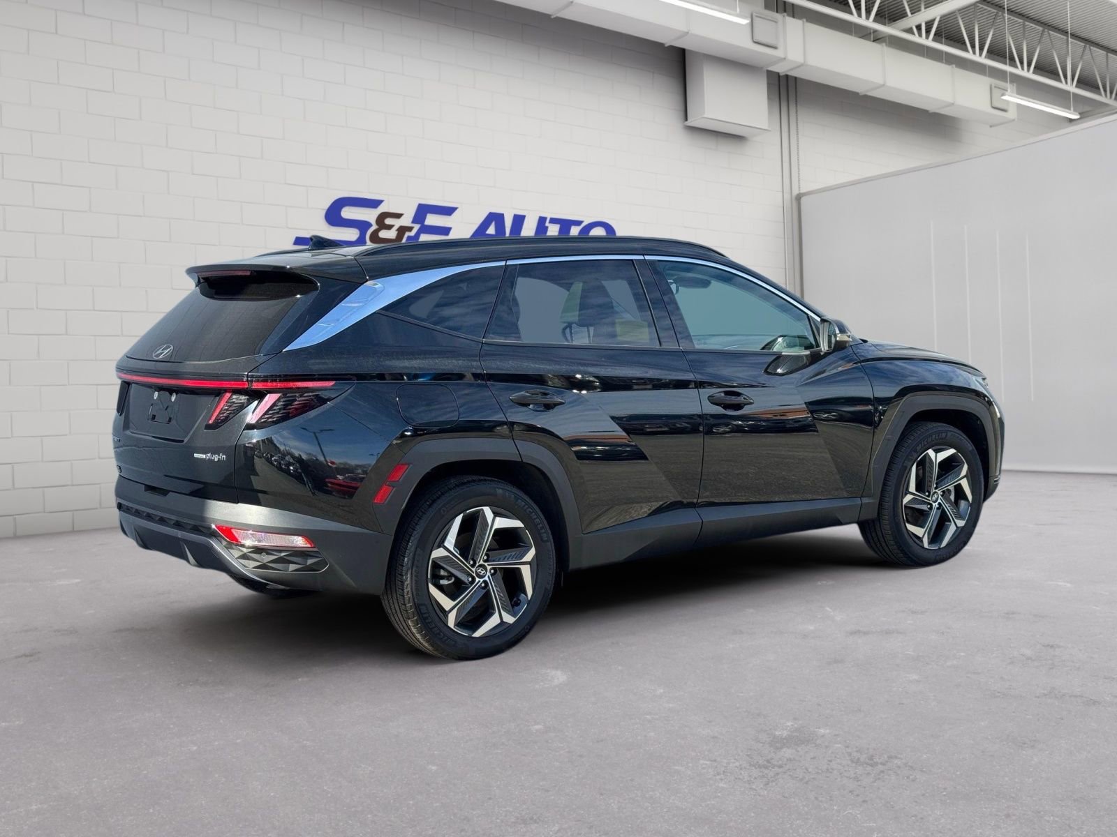 Used 2024 Hyundai Tucson Limited AWD/4WD image 8