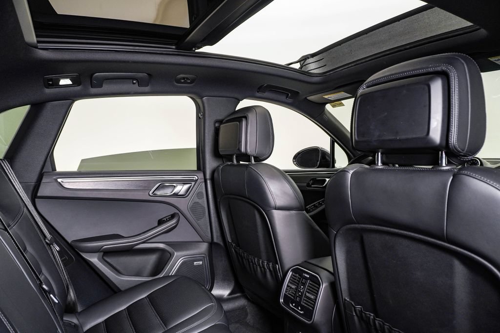 Certified 2020 Porsche Macan GTS AWD/4WD image 16
