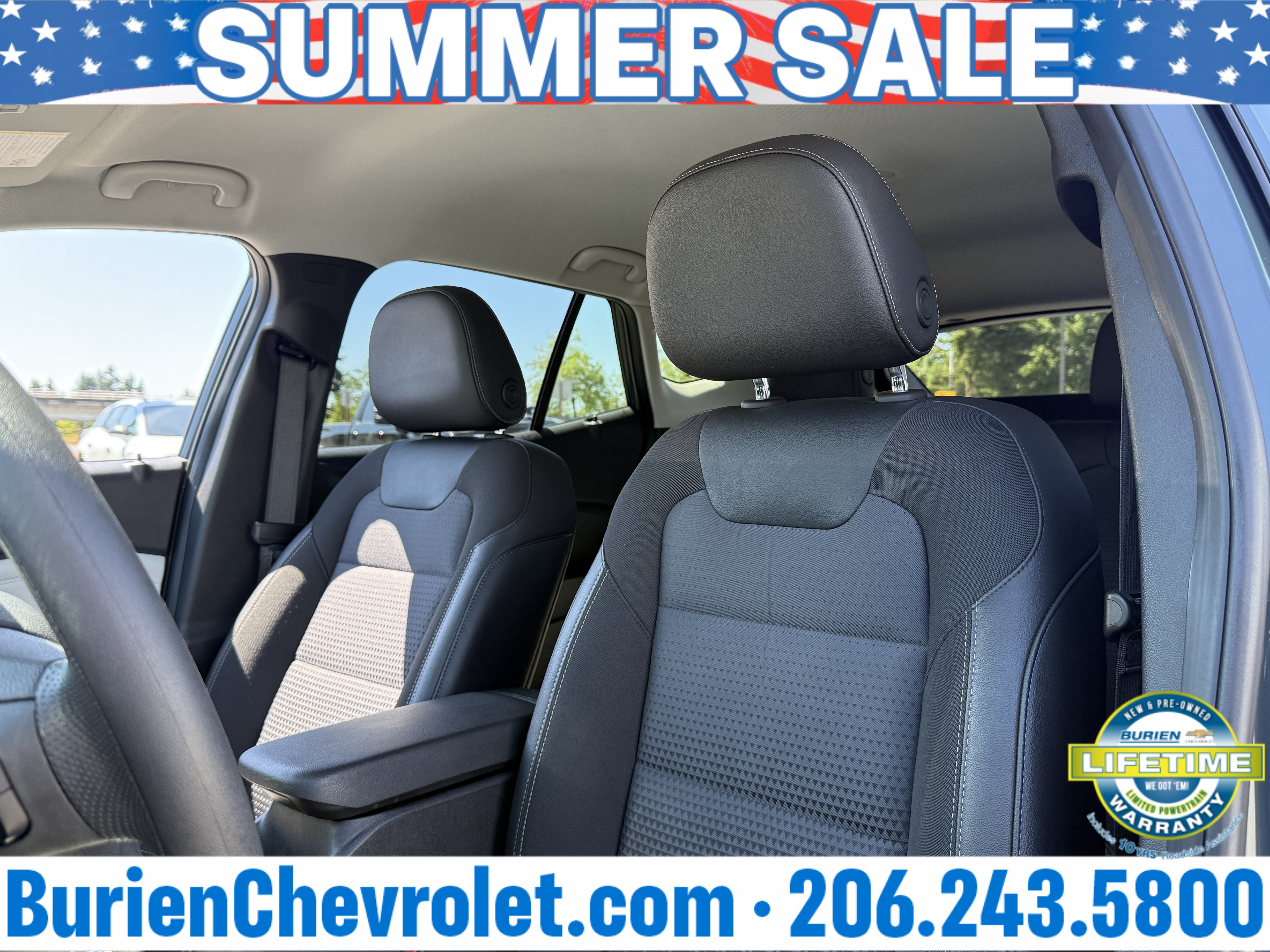 Used 2025 Chevrolet Trax LT FWD image 10