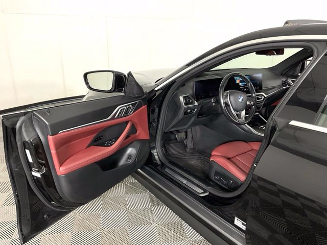 Certified 2024 BMW i4 eDrive35 w/ Premium Package RWD image 28