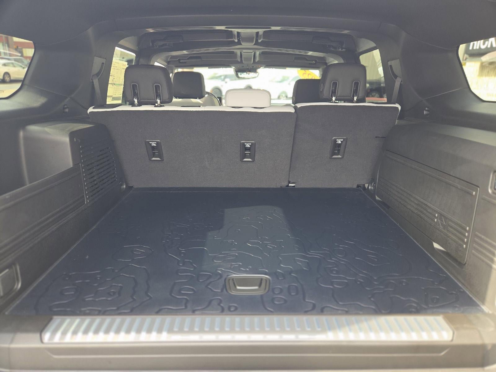 New 2025 GMC Hummer EV 2X image 98