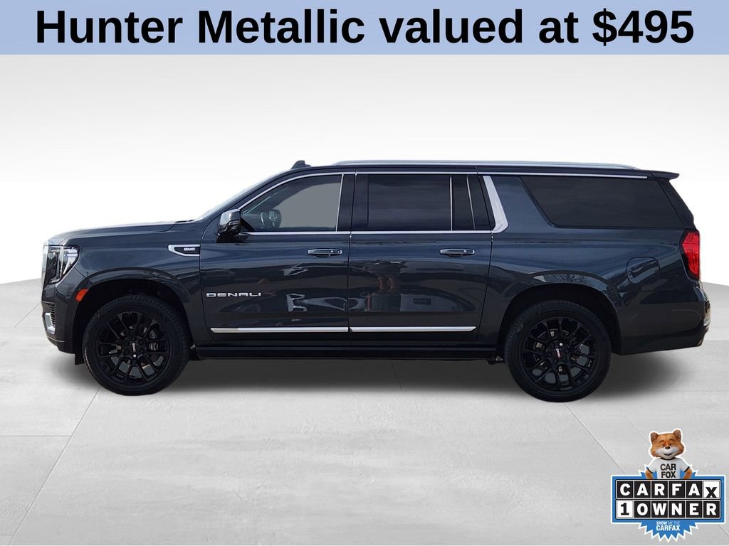 Used 2022 GMC Yukon XL Denali w/ Denali Premium Package image 5