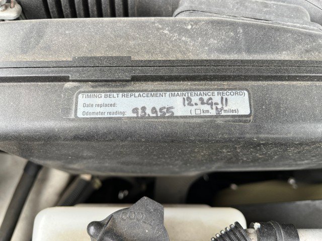 Used 2005 Toyota Land Cruiser AWD/4WD image 26