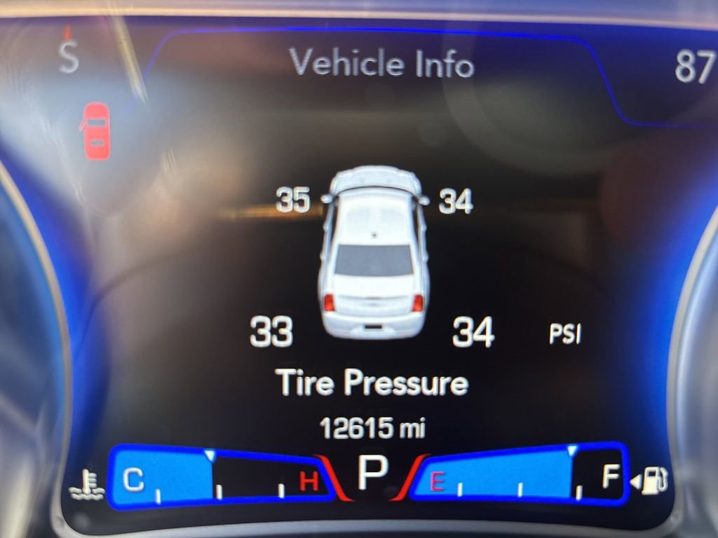 Used 2019 Chrysler 300 S image 6