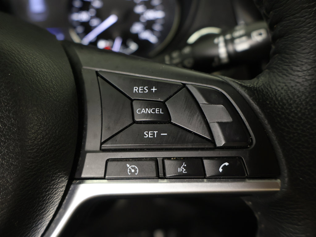 Used 2020 Nissan Rogue SV AWD/4WD image 41