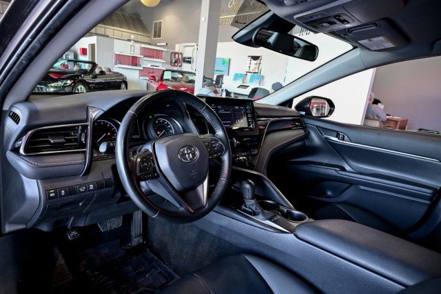 Used 2024 Toyota Camry SE FWD image 14