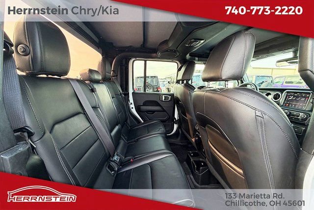 Used 2023 Jeep Gladiator Overland image 25