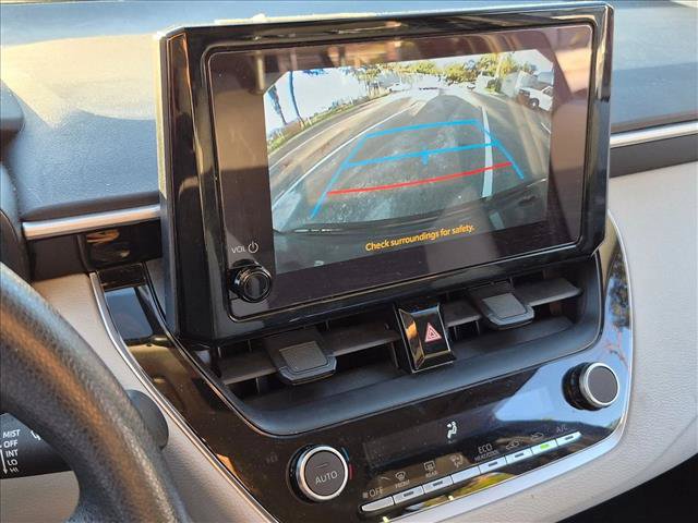 Used 2025 Toyota Corolla LE FWD image 11