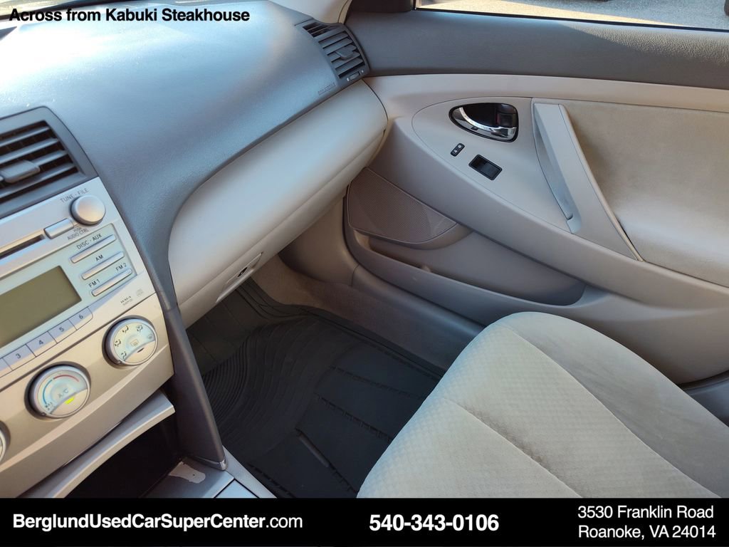 Used 2008 Toyota Camry LE image 27