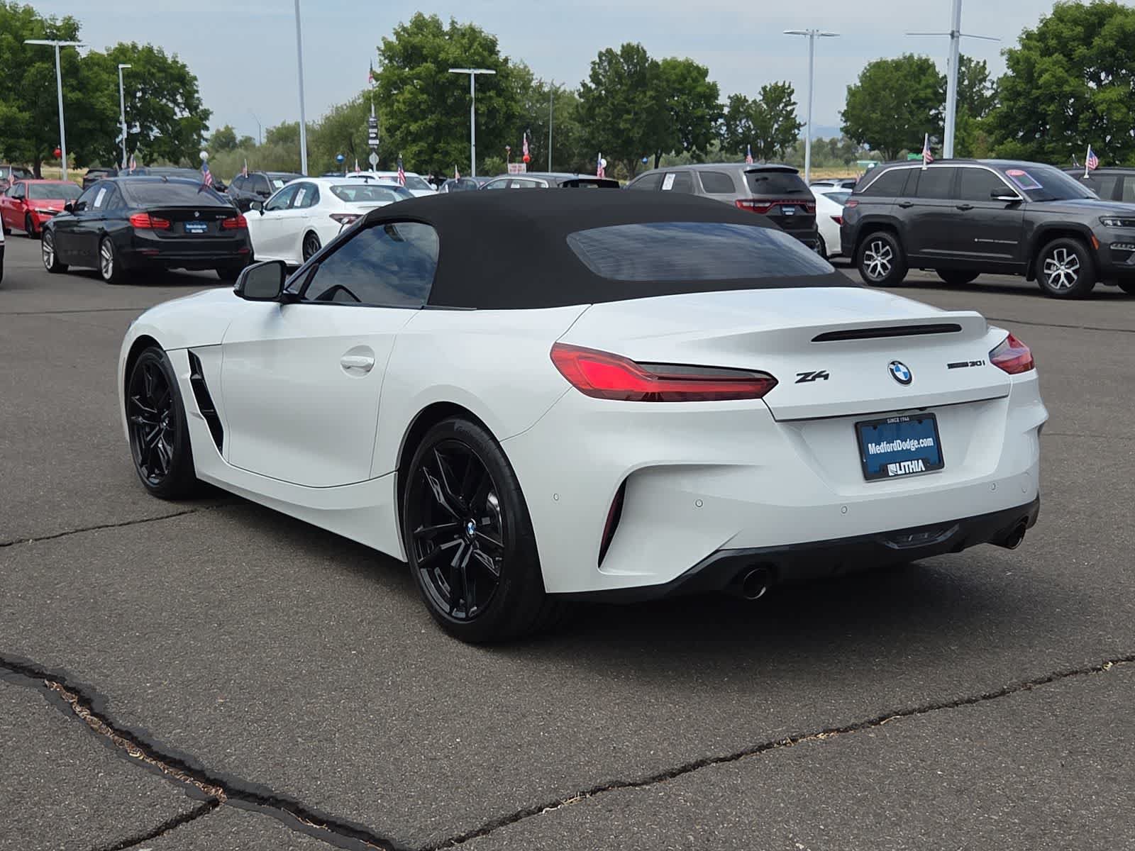 Used 2026 BMW Z4 sDrive30i RWD image 12