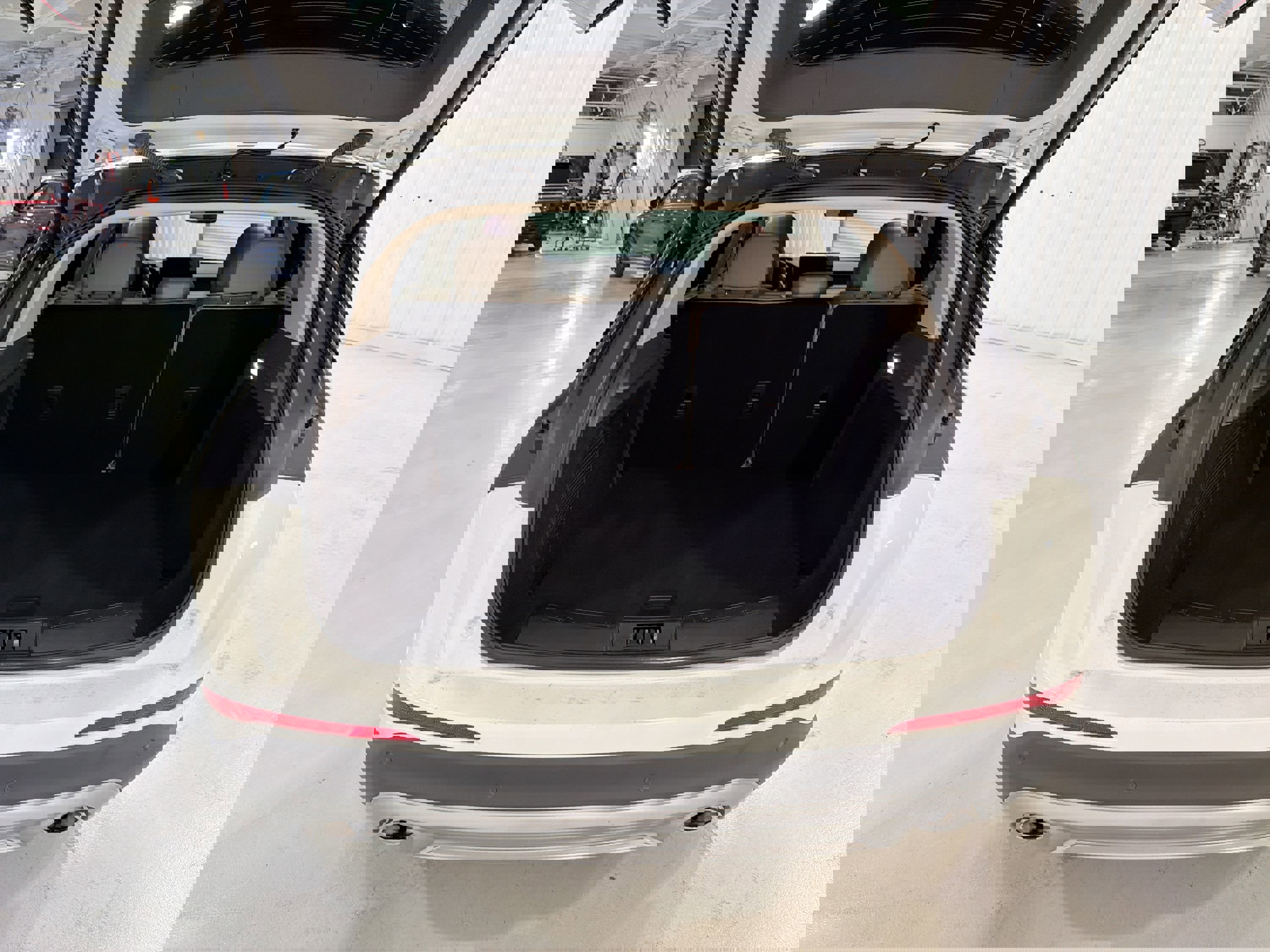 Used 2024 Lincoln Corsair Reserve image 27