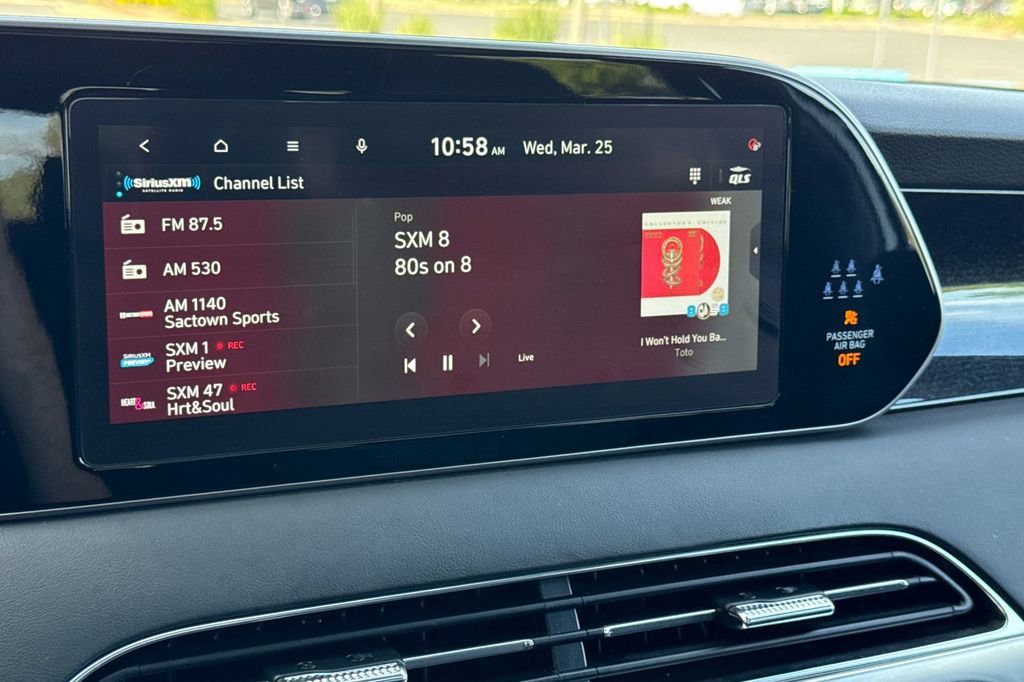 Used 2022 Hyundai Palisade Calligraphy w/ Winter Package image 17