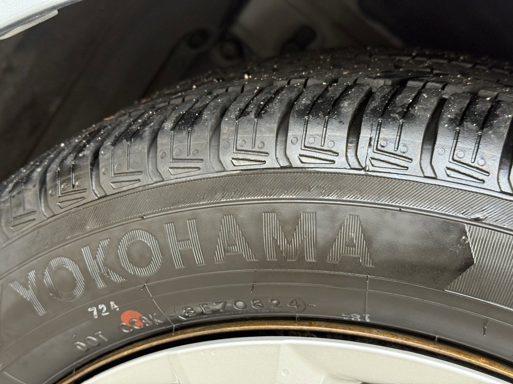 Used 2021 Toyota Corolla LE image 39