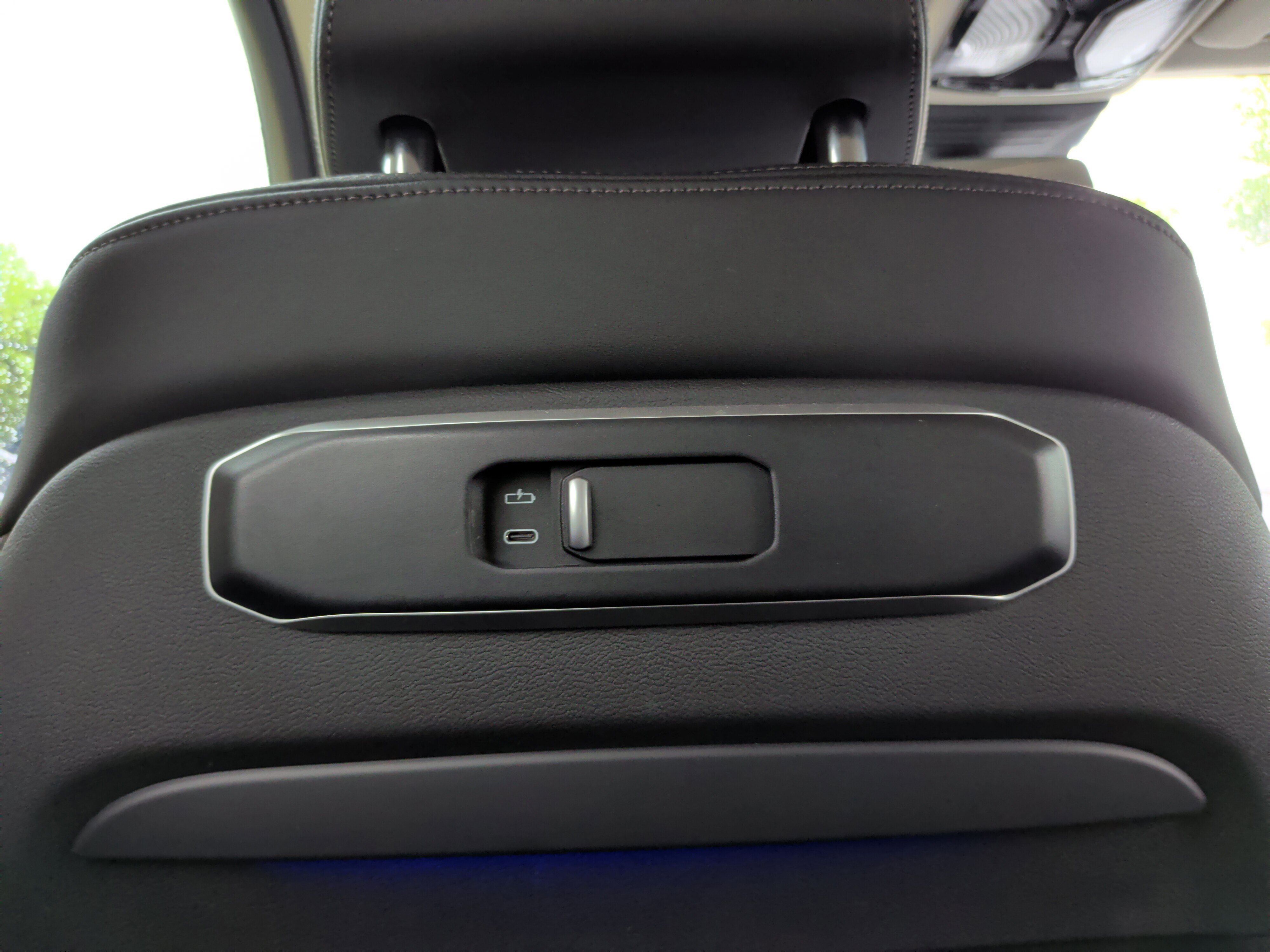 Certified 2024 BMW X7 xDrive40i image 34