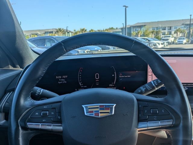 Used 2024 Cadillac XT4 Premium Luxury AWD/4WD image 31