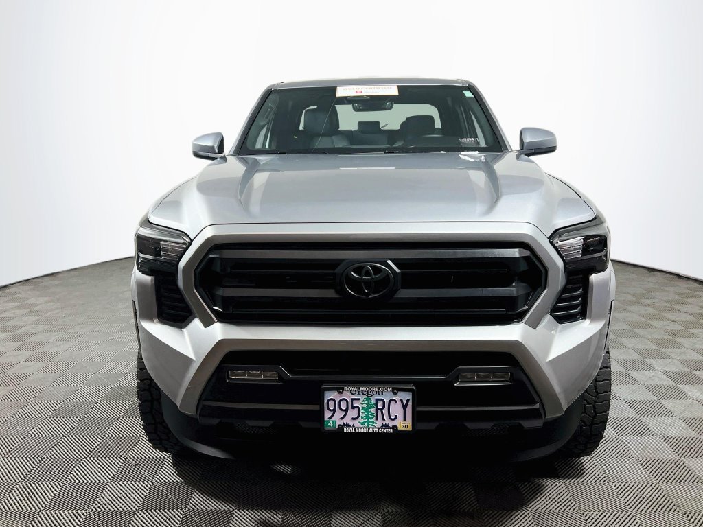 Certified 2025 Toyota Tacoma SR5 AWD/4WD image 2