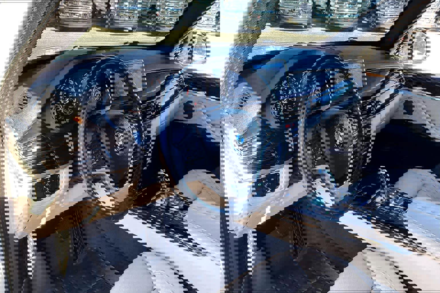 Used 2017 BMW X5 xDrive35d image 16