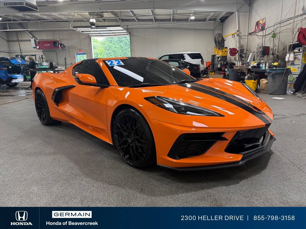Used 2022 Chevrolet Corvette Stingray Premium Cpe w/ Z51 Performance Package RWD video 1