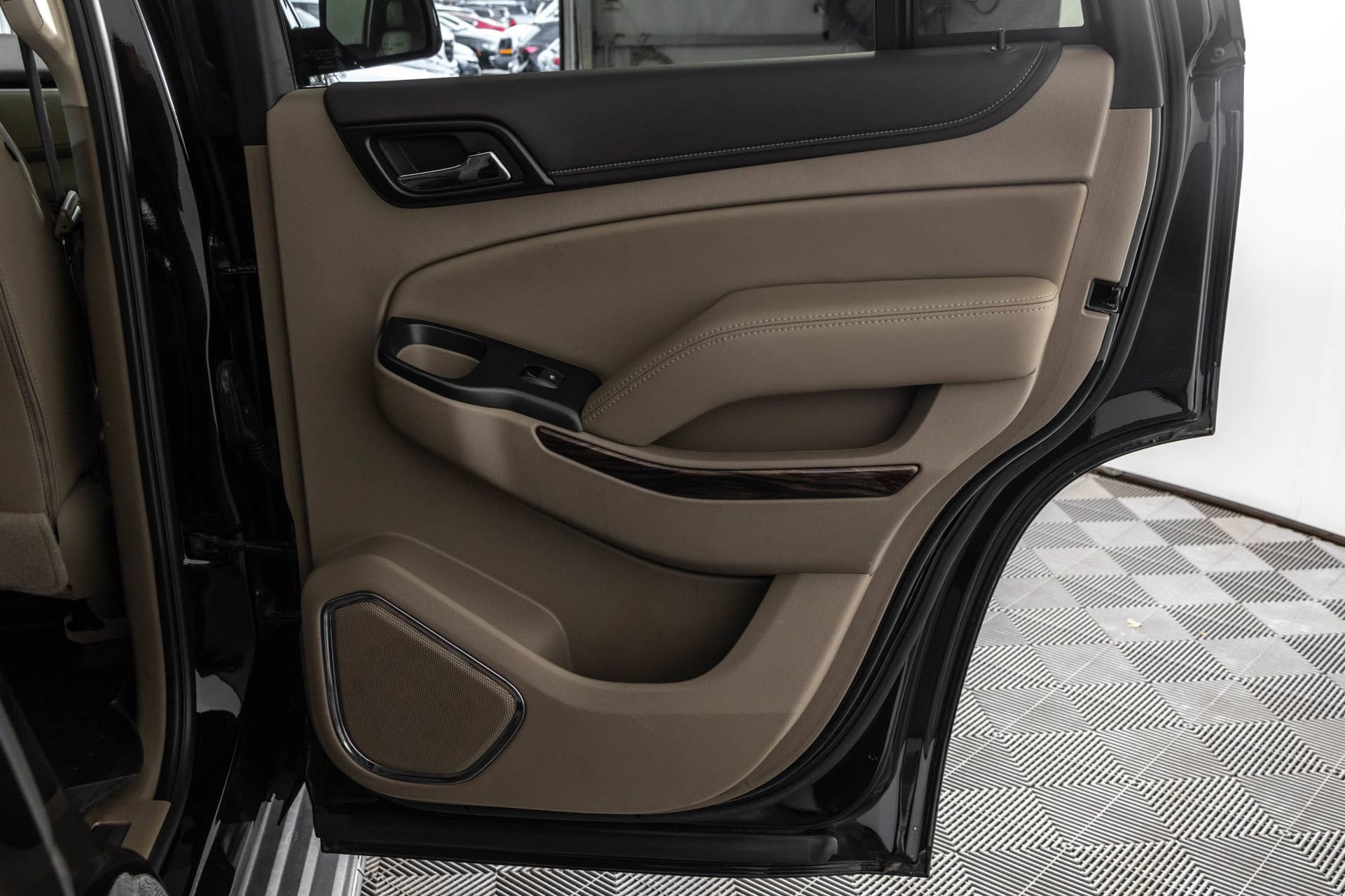 Used 2019 GMC Yukon SLT AWD/4WD image 47