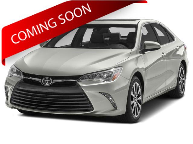 Used 2015 Toyota Camry LE FWD image 1