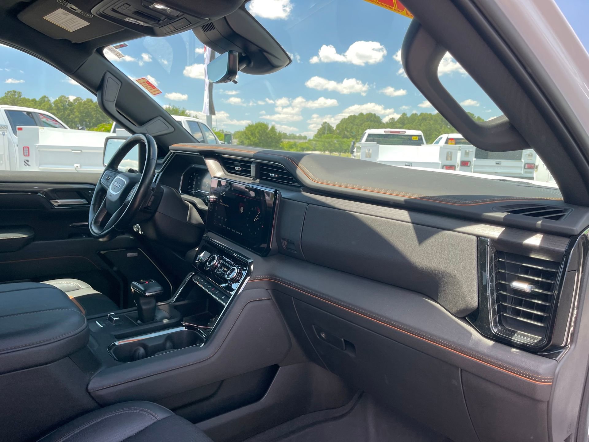 Used 2023 GMC Sierra 1500 AT4 w/ AT4 Premium Package AWD/4WD image 27