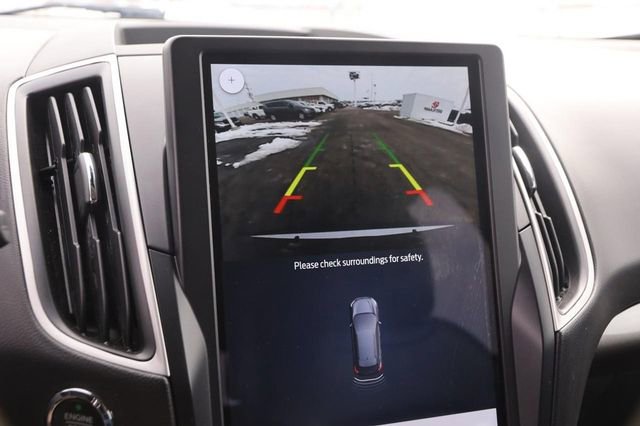 Used 2024 Ford Edge SEL image 16