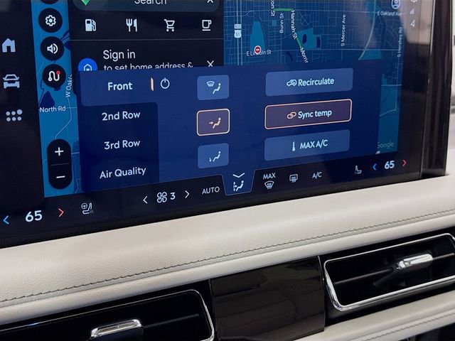 Used 2025 Lincoln Aviator Reserve w/ Equipment Group 201A image 16