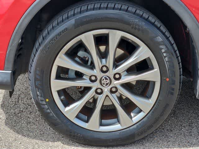 Used 2016 Toyota RAV4 Limited FWD image 13