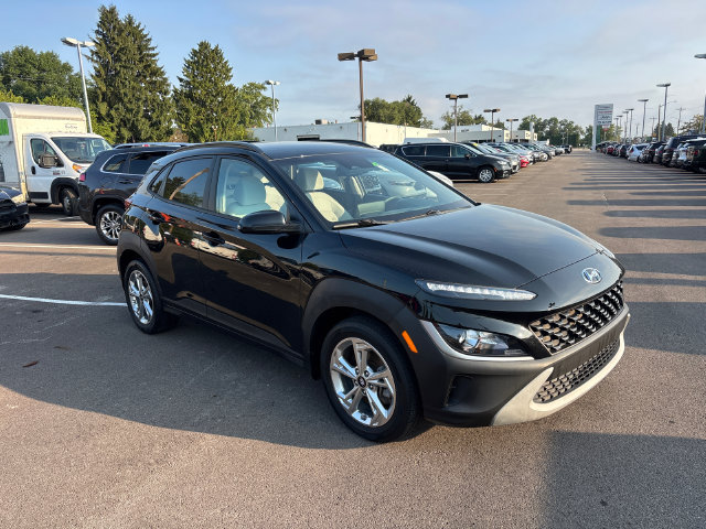 Used 2023 Hyundai Kona SEL w/ Cargo Package AWD/4WD image 2