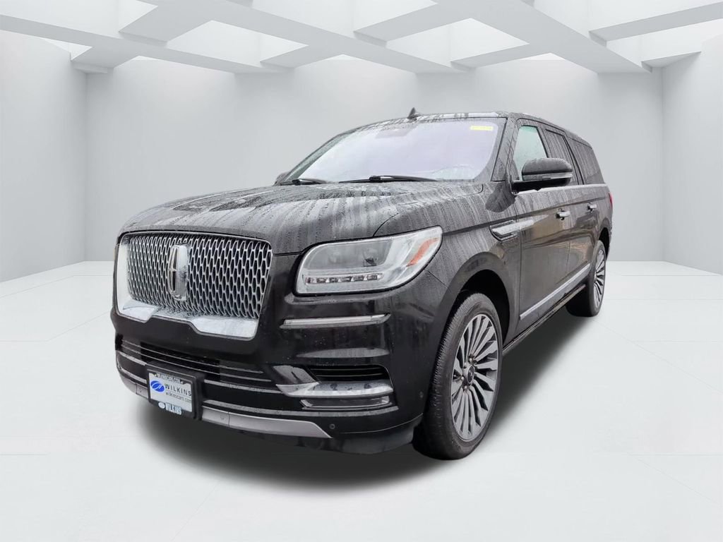 Used 2019 Lincoln Navigator L Reserve image 10