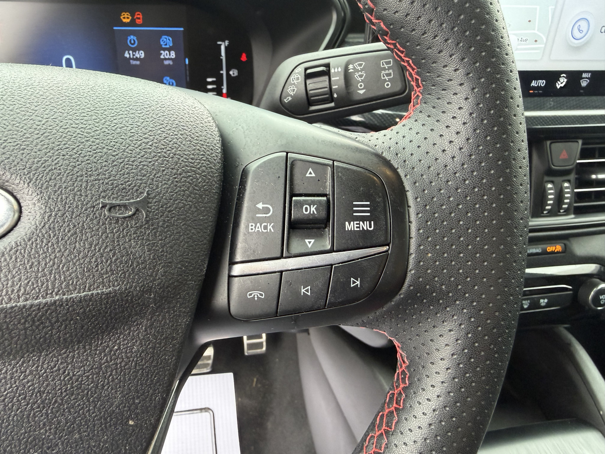 Used 2024 Ford Escape ST-Line w/ Tech Pack #1 AWD/4WD image 20