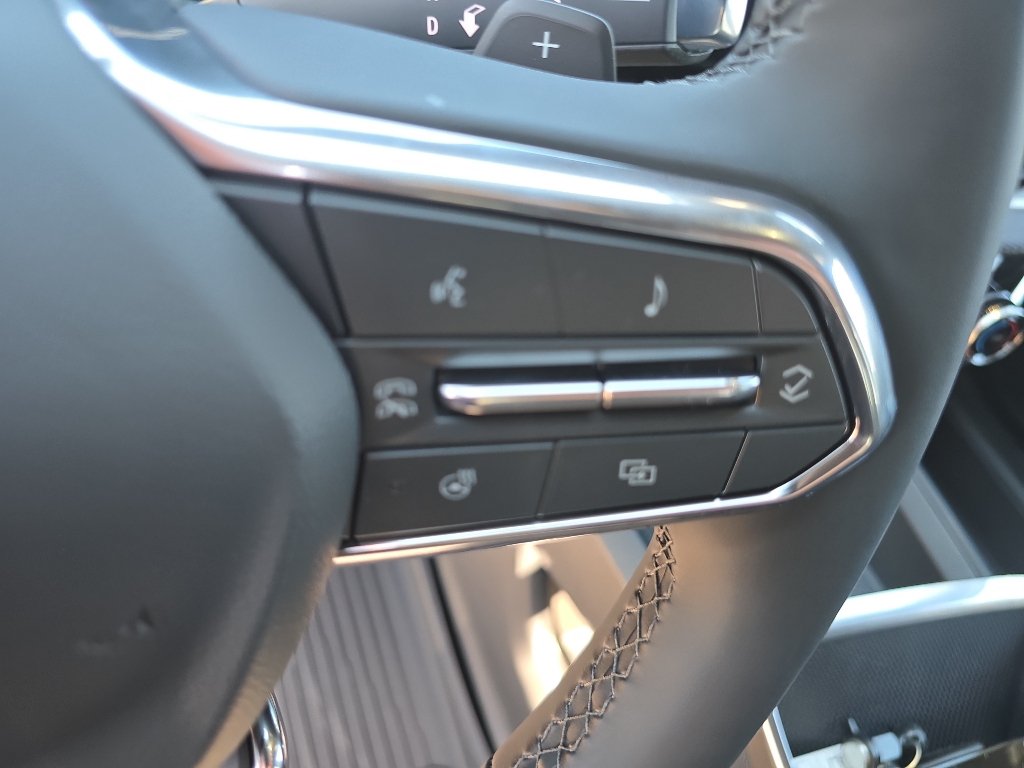 New 2027 Chevrolet Equinox LT FWD image 14