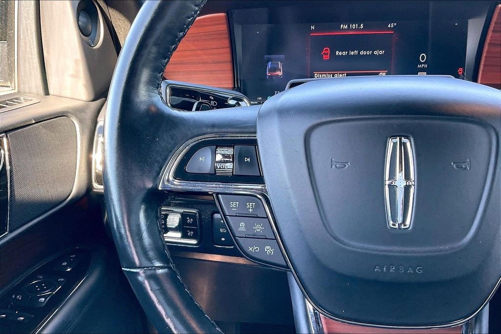 Used 2024 Lincoln Navigator L 4WD image 10