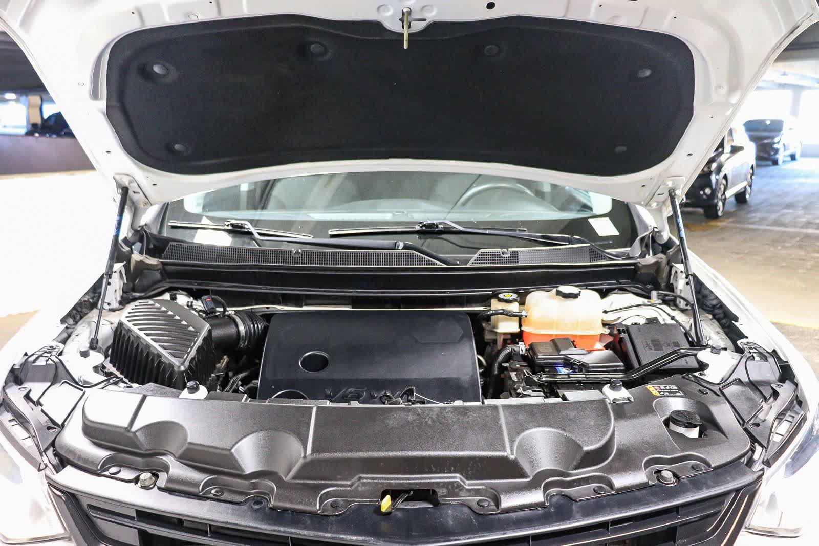 Used 2020 Chevrolet Traverse LS FWD image 28