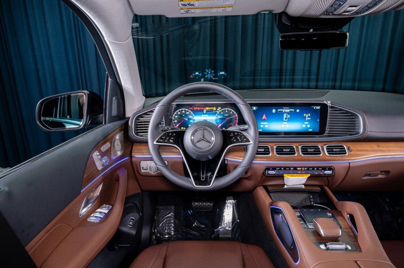 New 2026 Mercedes-Benz GLS 450 4MATIC image 15