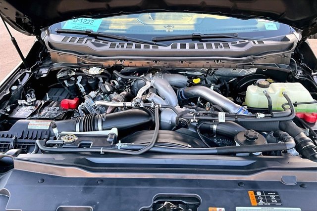 Used 2025 Ford F250 Lariat w/ Chrome Package image 30