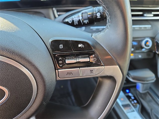 Used 2024 Hyundai Elantra Limited image 20