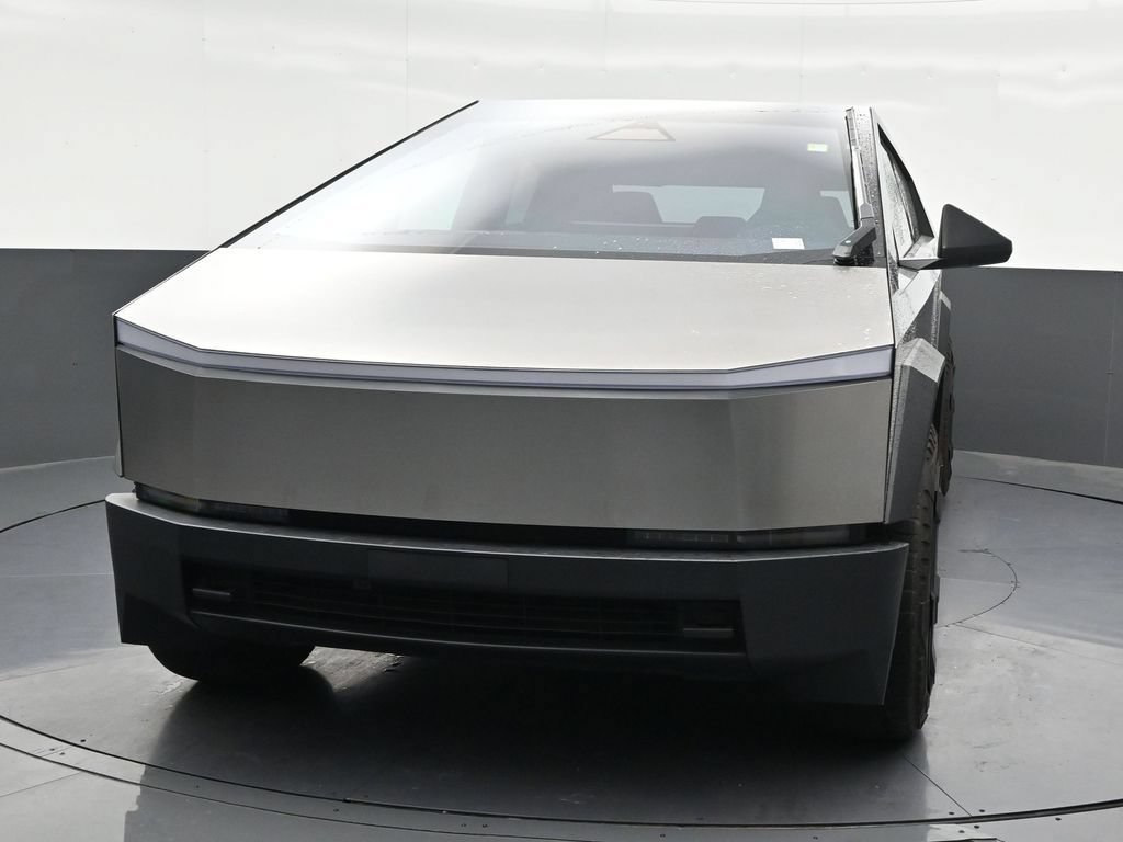Used 2024 Tesla Cybertruck AWD Crew Cab image 8
