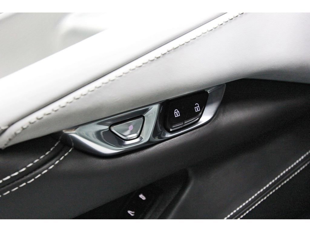 Used 2023 Chevrolet Corvette Stingray Premium Conv w/ Z51 Performance Package RWD image 18