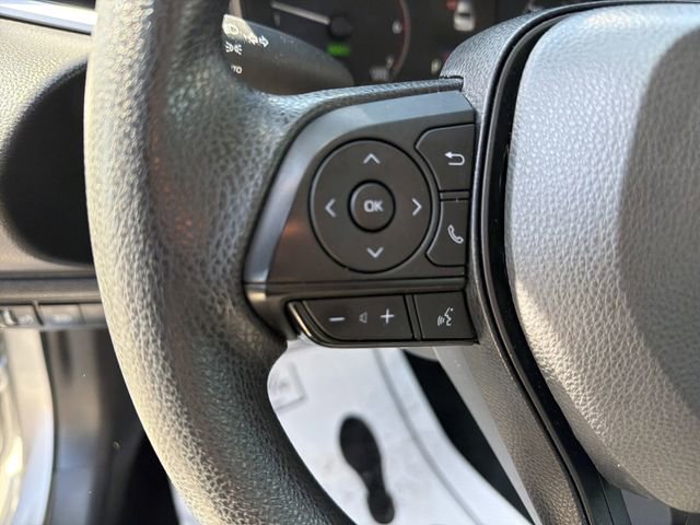 Used 2025 Toyota Corolla LE FWD image 19