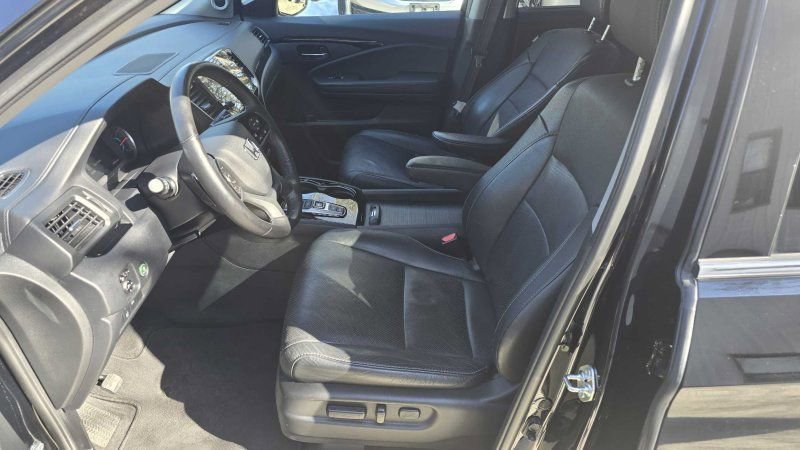 Used 2020 Honda Pilot Elite image 16
